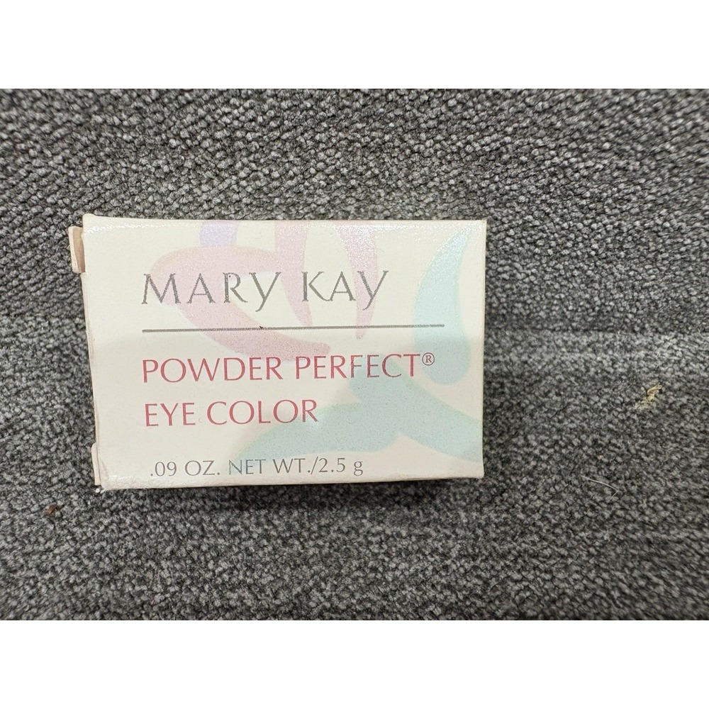 MARY KAY Powder‎ Perfect Eye Color Olive 5955 NIB Discontinued